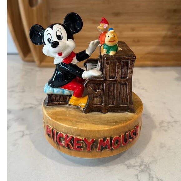 Vintage Mickey Mouse Playing Piano With  Mice Watching music box 1987 - Picture 1 of 8